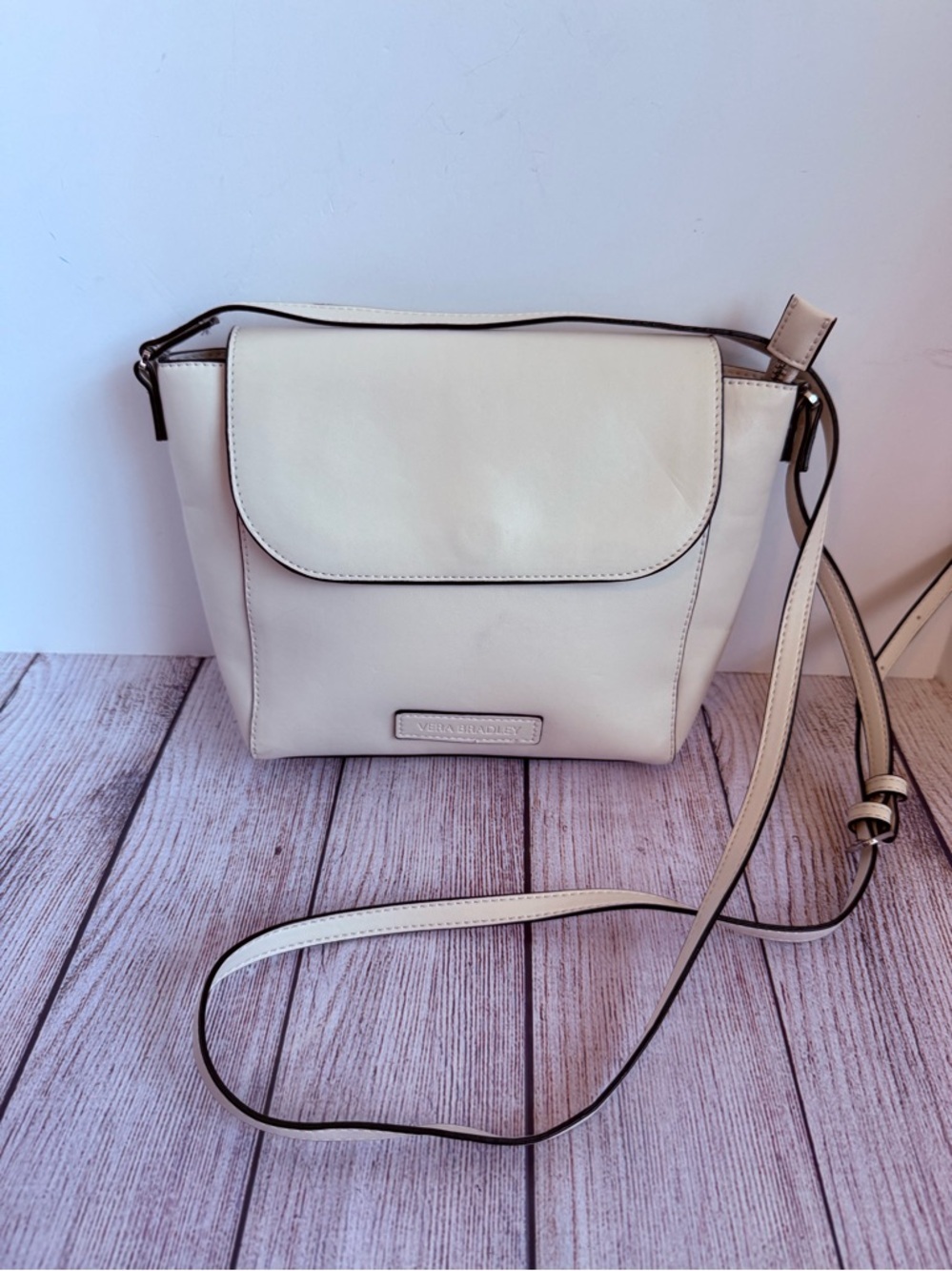 VERA BRADLEY Cream Vegan Leather Crossbody Bag Purse